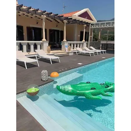 Villa Moustakias